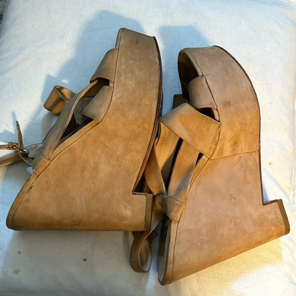 Dolce Vita camel tan suede platform heels straps sling‎ back Sz 9